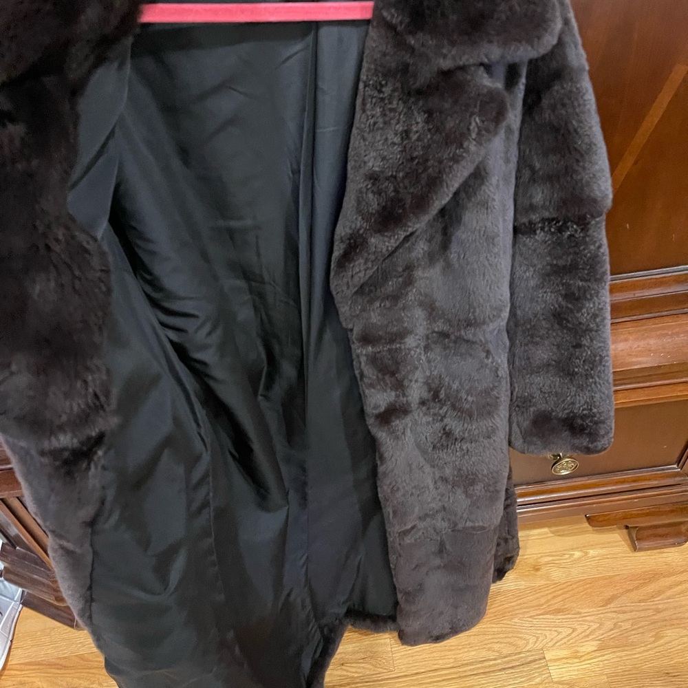 Brown fur coat - Picture 7 of 11